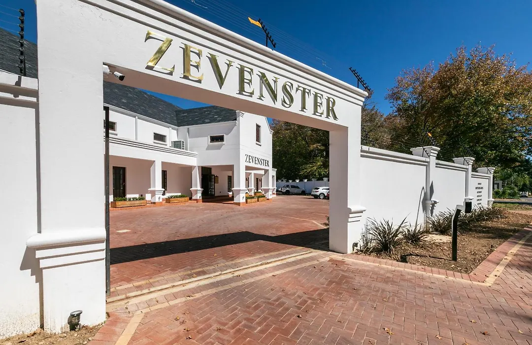 Zevenster Boutique Hotel By The Giglio-1