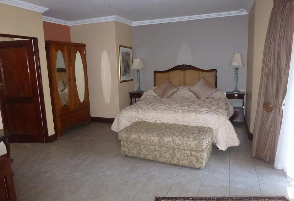 Sandton Boutique Hotel-1
