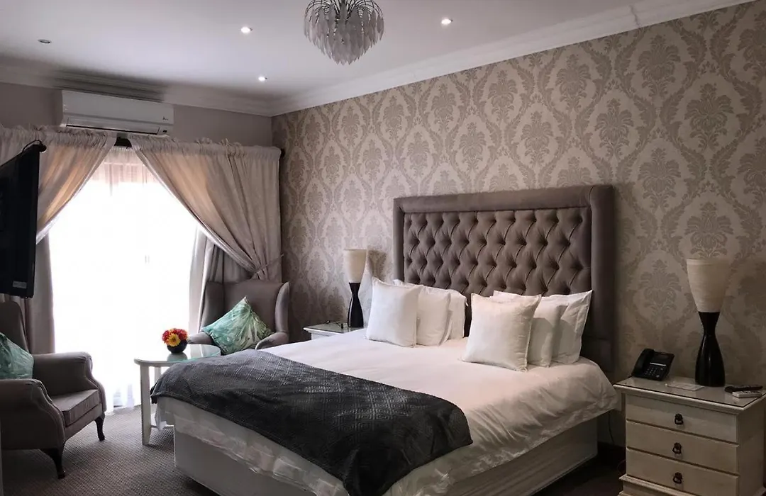 Classique Grace Boutique Hotel-1