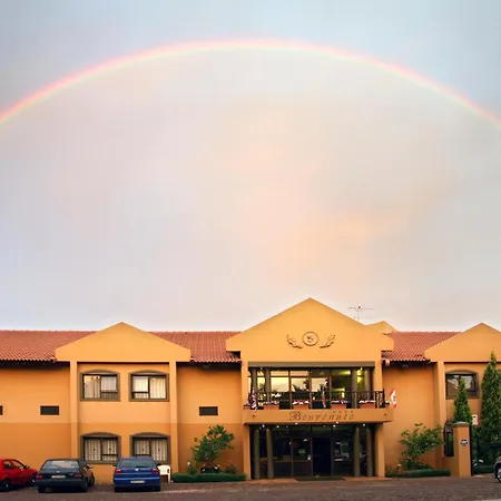 Benvenuto Hotel & Conference Centre-2