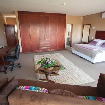 Over The Moon Guesthouse-2