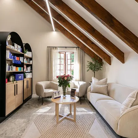 Zevenster Boutique Hotel By The Giglio-3